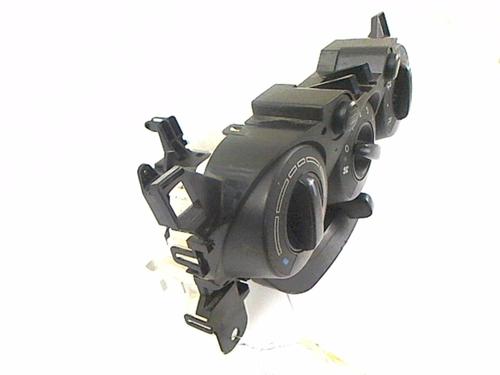 Used Climate control Climate control MAZDA 2 (DE_, DH_) 1.4 MZR-CD (68 hp) 20403727 20403727