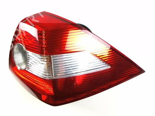 Right taillight RENAULT MEGANE II Saloon (LM0/1_) 1.5 dCi (LM0F, LM0T, LM2B) | BP20461317C35 