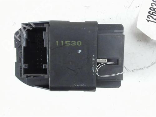 Used Left front window switch Left front window switch PEUGEOT 206 Hatchback (2A/C) [1998-2012] 36372220 36372220