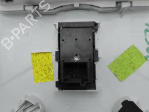 Used Interior roof light PEUGEOT 2008 II (UD_, US_, UY_, UJ_, UR_, UC_) 1.5 BlueHDI 110 (UDYHSK) (110 hp) 20397120