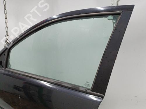 Used Left front door Left front door 22102369 22102369