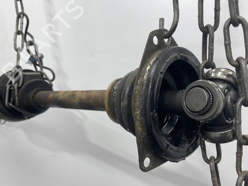 Used Left front driveshaft Left front driveshaft RENAULT MASTER II Van (FD) 2.5 dCi 120 (FD0M, FD0U, FD0W, FD2M, FD2W, FD3M, FD3U,... (115 hp) 30136983 30136983