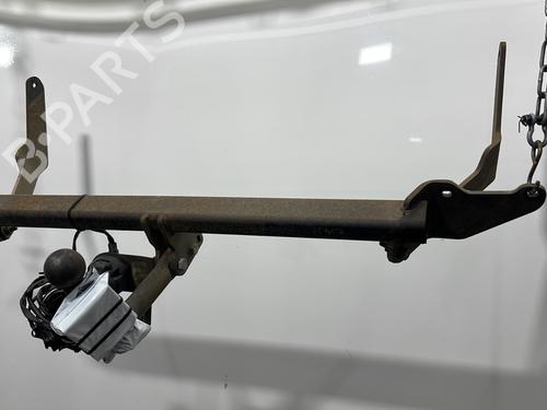 Tow ball/Mechanism PEUGEOT 308 SW I (4E_, 4H_) 1.6 HDi | BP30115658C141 