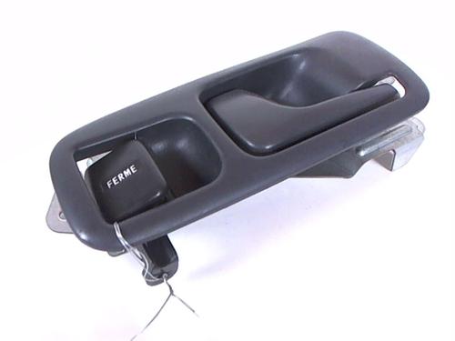 Used Front right interior door handle Front right interior door handle HONDA CIVIC VI Hatchback (EJ, EK) 1.4 i S (EJ9) (90 hp) 22914688 22914688
