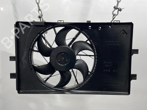 Used Radiator fan MERCEDES-BENZ A-CLASS (W168) A 160 (168.033, 168.133) (102 hp) 30720392