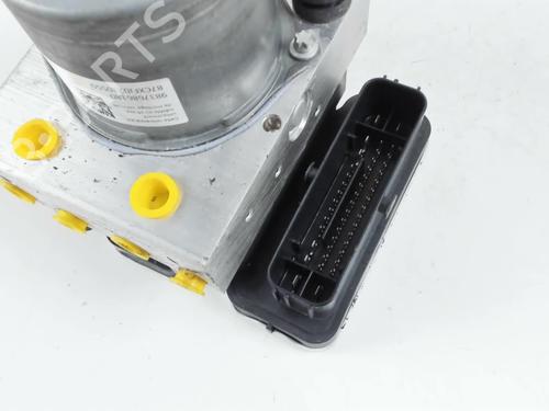 Used ABS pump ABS pump OPEL CORSA F (P2JO) CORSA-e (68) (136 hp) 27838306 27838306