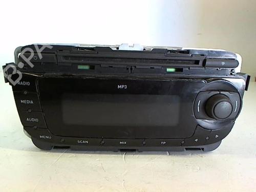 Used Radio SEAT LEON (1P1) 1.9 TDI (105 hp) 20456610
