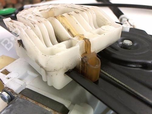 Front left window mechanism BMW 3 (E90) 320 d | BP20437698C22 