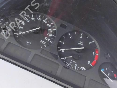 Instrument cluster BMW 5 (E39) 520 d | BP20394606C47 