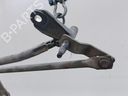 Used Front wiper motor MERCEDES-BENZ VITO / MIXTO Van (W639) 111 CDI (639.601, 639.603) (116 hp) 20401235