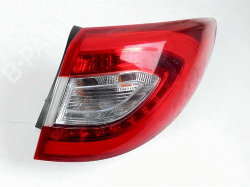 Used Right taillight HYUNDAI ix35 (LM, EL, ELH) 1.7 CRDi (116 hp) 31817545