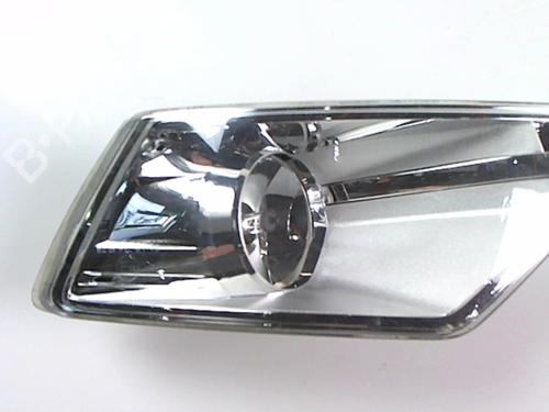 Used Right front fog light Right front fog light CITROËN C5 III Break (RW_) 2.0 HDi (136 hp) 21234933 21234933