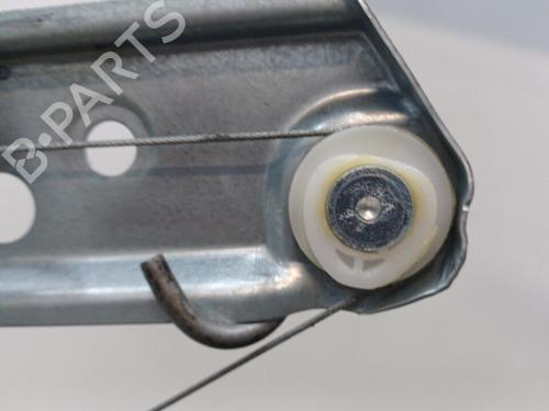 Used Front right window mechanism Front right window mechanism MERCEDES-BENZ SPRINTER 5-t Van (B907) 517 CDI (907.653, 907.655, 907.657) (170 hp) 20405388 20405388