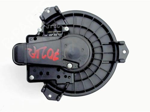 Heater blower motor TOYOTA YARIS (_P13_) 1.4 D (NLP130_, NLP130) | BP20469335M62 