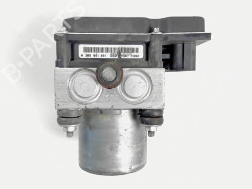 Used ABS pump CITROËN C4 II (NC_) 1.6 HDi 90 (92 hp) 20448262
