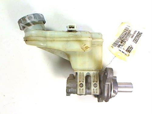 Used Brake master cylinder Brake master cylinder OPEL AGILA B (H08) 1.3 CDTI (F68) (75 hp) 20448704 20448704