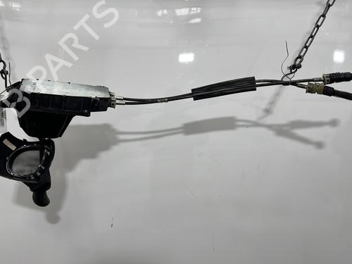 Leva del cambio RENAULT CLIO III (BR0/1, CR0/1) 1.5 dCi (C/BR0G, C/BR1G) (68 hp) 32736067