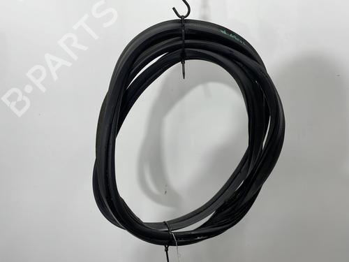 Türkonturgummi für FIAT 500L (351_, 352_) 1.3 D Multijet (199LXY1A, 199LXY11) (84 hp) 30443911