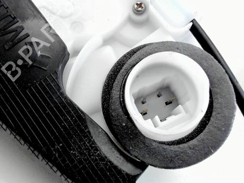 Rear right lock TOYOTA YARIS (_P21_, _PA1_, _PH1_) 1.5 Hybrid (MXPH10, MXPH11) | BP32273703C99