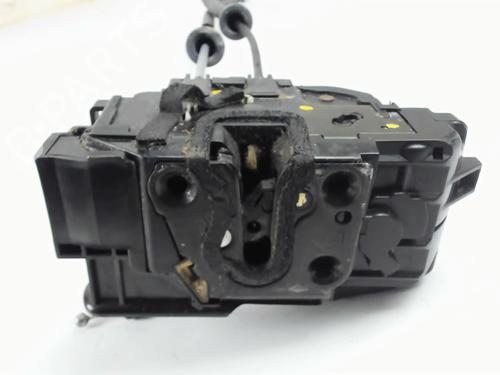 Used Front left lock HYUNDAI SANTA FÉ II (CM) 2.2 CRDi GLS (150 hp) 23779535