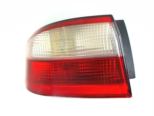 Used Left tailgate light Left tailgate light RENAULT LAGUNA II (BG0/1_) 1.9 dCi (107 hp) 20425631 20425631