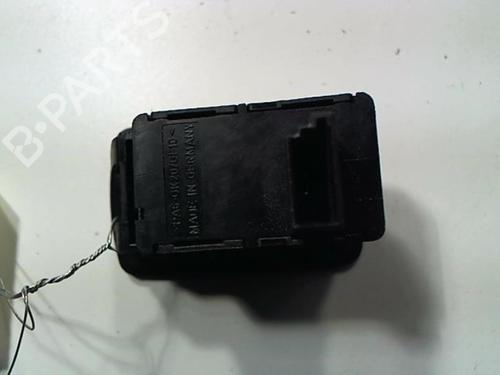 Used Right rear window switch Right rear window switch BMW 1 (E87) 118 d (143 hp) 20408373 20408373