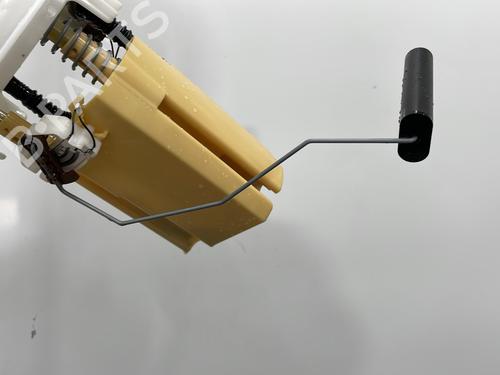 Used Fuel pump Fuel pump CITROËN C5 III Break (RW_) 2.0 HDi (136 hp) 27481851 27481851