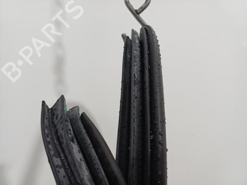 Used Rubber door seal Rubber door seal SUZUKI SWIFT III (MZ, EZ) 1.3 DDiS (RS413D) (69 hp) 35893048 35893048