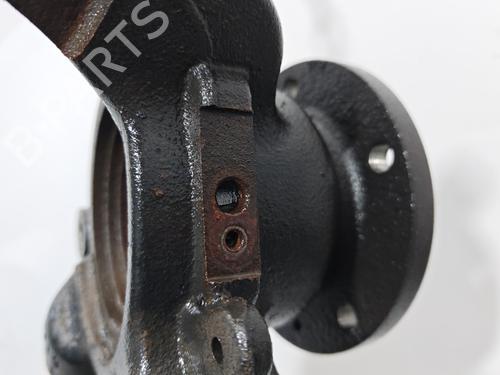 Used Left front steering knuckle Left front steering knuckle RENAULT MASTER III Van (FV) 2.3 dCi 125 FWD (FV0C, FV0D, FV0G, FV0H, FV0J, FV0K,... (125 hp) 40280154 40280154