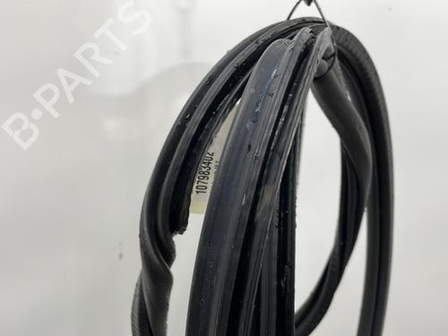 Rubber door seal PEUGEOT 3008 II SUV (MC_, MR_, MJ_, M4_) 1.6 BlueHDi 120 | BP27091956C142 
