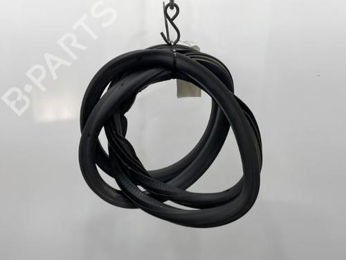 Used Rubber door seal SEAT ALTEA (5P1) 1.9 TDI (105 hp) 20387009