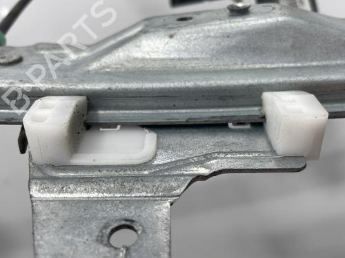Used Rear right window mechanism Rear right window mechanism PEUGEOT 407 SW (6E_, 6D_) 2.0 HDi 135 (136 hp) 32509102 32509102