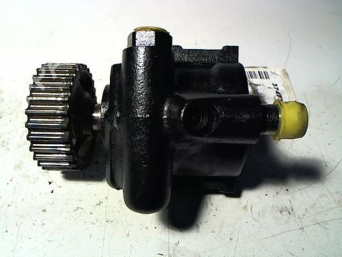 Used Steering pump RENAULT LAGUNA I (B56_, 556_) 2.2 D (B56F/2) (83 hp) 20471669