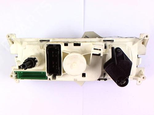 Used Climate control Climate control MINI MINI (R50, R53) One (90 hp) 20391864 20391864