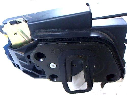 Front left lock HYUNDAI TUCSON (JM) 2.0 CRDi All-wheel Drive | BP20462643C98 