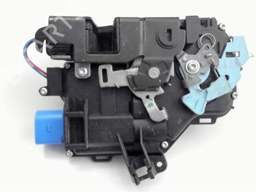 Rear left lock VW TOURAN (1T1, 1T2) 1.9 TDI | BP31074750C100