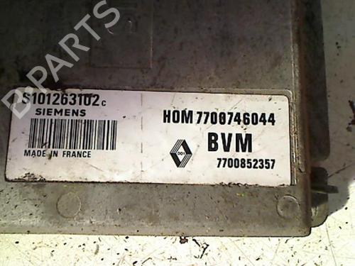 Engine control unit (ECU) RENAULT 21 (B48_) 1.7 (B48E) | BP25264701M57 