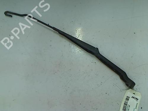 Used Front windshield wiper arm VW POLO III (6N1) 60 1.4 (60 hp) 21229496