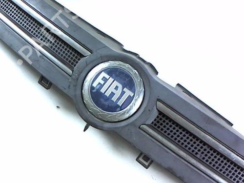 Grille FIAT PANDA (169_) 1.2 (169.AXB11, 169.AXB1A) | BP20431811C40 