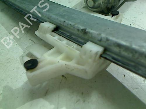 Used Rear left window mechanism Rear left window mechanism PEUGEOT 406 Break (8E/F) 2.0 HDI 90 (90 hp) 20430740 20430740