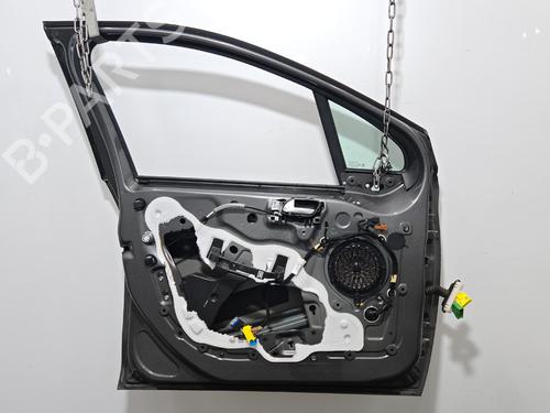 Used Left front door Left front door 38943174 38943174
