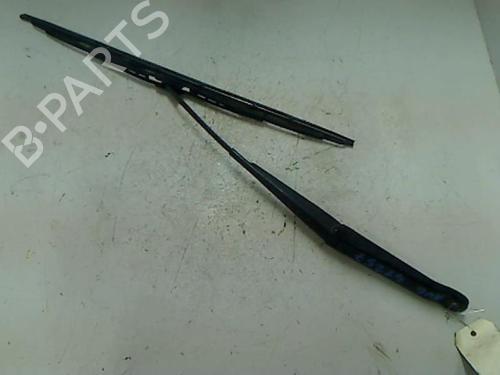 Used Front windshield wiper arm FIAT PUNTO (188_) 1.9 DS 60 (188.031, .051, .231, .251) (60 hp) 20476351