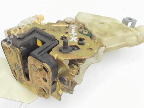 Rear left lock NISSAN X-TRAIL I (T30) 2.2 dCi 4x4 | BP20452098C100 