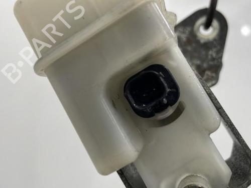 Brake master cylinder MITSUBISHI GRANDIS (NA_W) 2.0 DI-D (NA8W) | BP20388947M77 