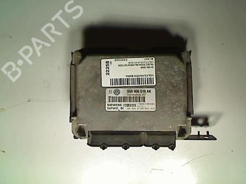 Used Engine control unit (ECU) VW BORA I (1J2) 1.6 (101 hp) 20456138