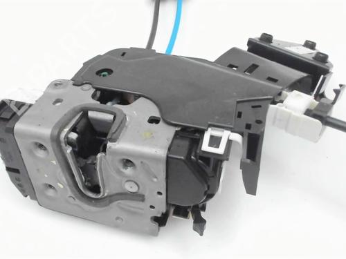 Used Rear left lock Rear left lock MERCEDES-BENZ GLK-CLASS (X204) 220 CDI 4-matic (204.984, 204.997) (170 hp) 20389128 20389128