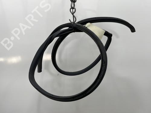 Used Rubber door seal HYUNDAI i30 (FD) 1.6 CRDi (90 hp) 26965053