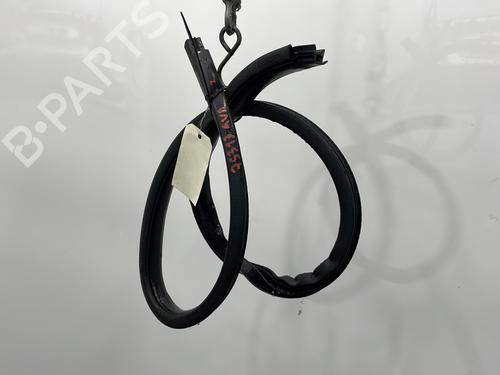 Gummiliste SUZUKI SPLASH (EX) 1.3 CDTI (A5B413D) | BP21241475C142