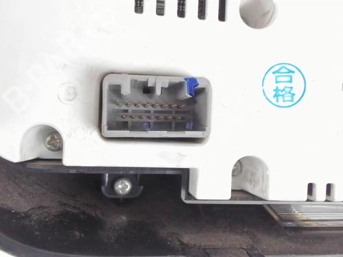 Comando chauffage SUZUKI SWIFT III (MZ, EZ) 1.3 DDiS (RS413D) (75 hp) 20422961