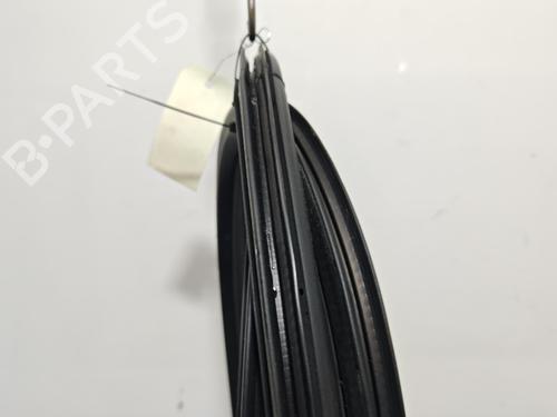 Used Rubber door seal Rubber door seal CHEVROLET ORLANDO (J309) 2.0 D (131 hp) 40442025 40442025